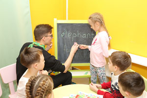Изучение английского языка для школьников 7-12 лет в Волгограде